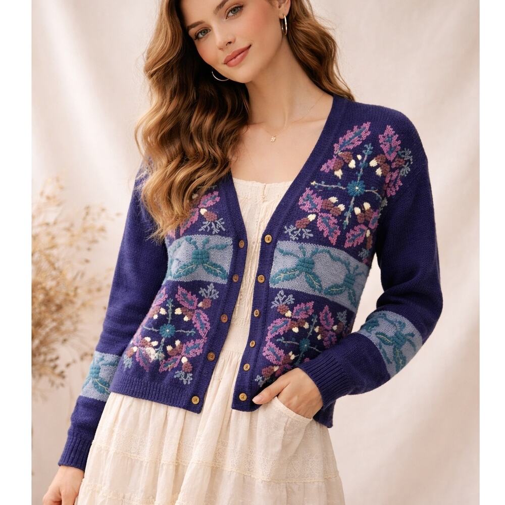 Vintage Hand-Embroidered Cottagecore Cardigan | Floral Knit | M